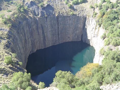 Boesmansgat Sinkhole Jenman African Safaris Getaway Magazine