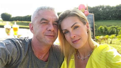 Foto Ana Hickmann X Alexandre Correa Ex Marido Pediu A Pris O Da