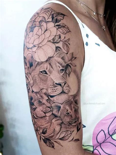 Arm Tattoo Ideas For Women Photos