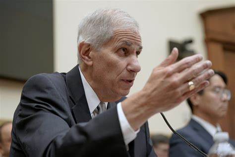 FDIC Head Gruenberg To Resign After Losing Support Of Key Democrat Over