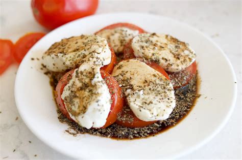 Homemade Mozzarella Recipe - The Hungry Elephant