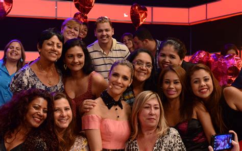 Fernanda Lima Posa A Plateia Do Amor Sexo No Programa De Tema