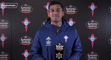 Renato Tapia volvió a ser elegido el mejor jugador del mes en Celta de