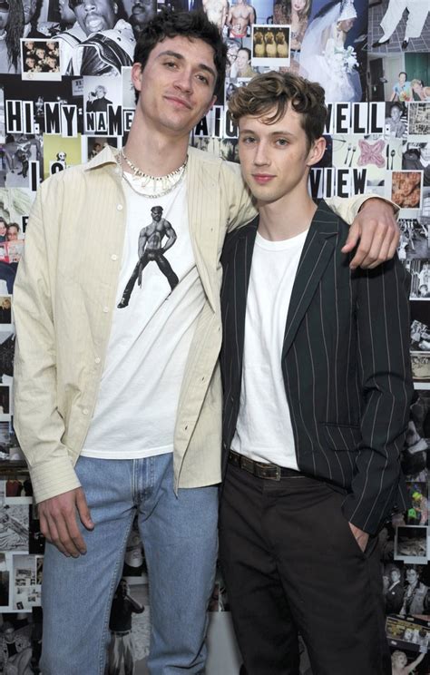 Troye Sivan And Jacob Bixenmans Cutest Pictures Popsugar Celebrity Photo 10