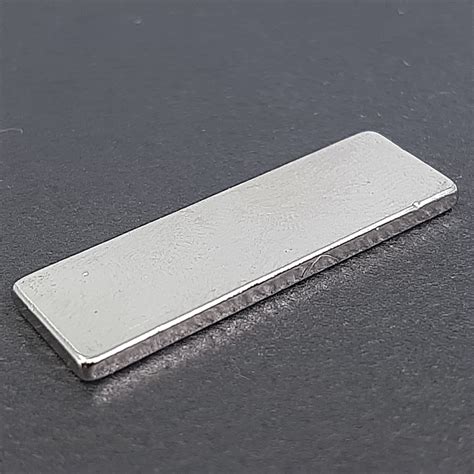 IMÁN NEODIMIO RECTANGULAR 30X10X2MM Tettsa Tienda