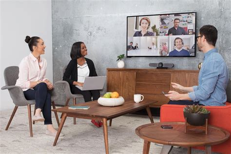 Logitech's wide-angle conference cam for mini-meeting rooms