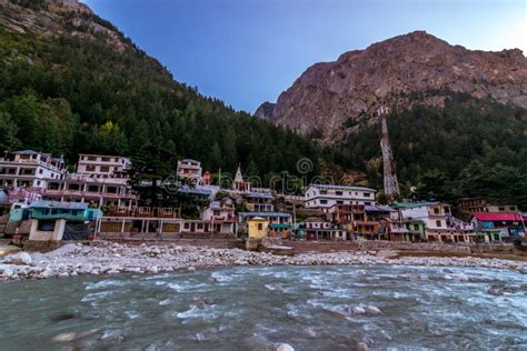 Ganga Fluss In Gangotri Uttrakhand Redaktionelles Stockfoto Bild Von