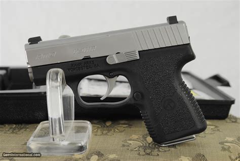 KAHR ARMS PM 9 9MM