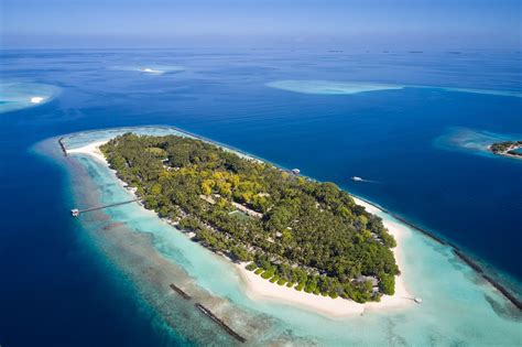 Royal Island Maldivesguide