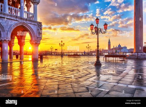 Sunrise At Piazza San Marco In Venice Stock Photo Alamy