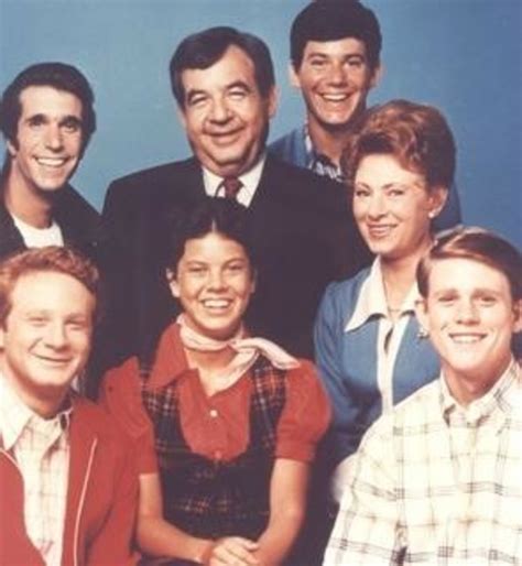 Cast From The Abc Tv Sitcom Happy Days Ron Howard Henry Winkler 8x10