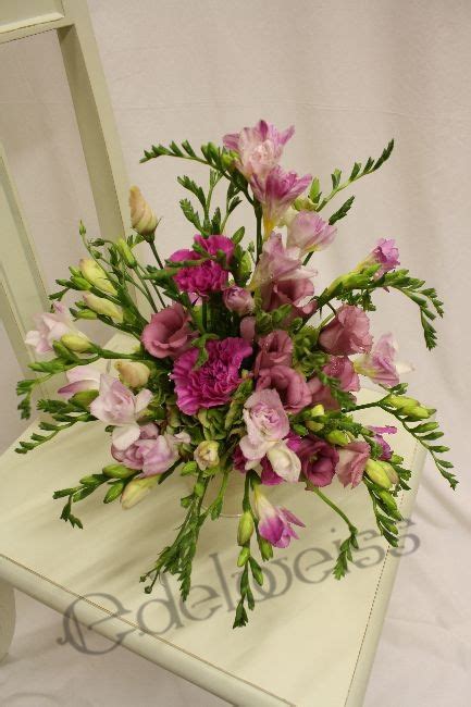 Pink Freesia Buy Online Or Call 01449 612505