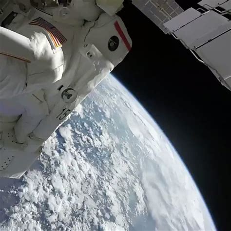 Astronomiaum on Twitter Hipnotizado nesse vídeo astronauta