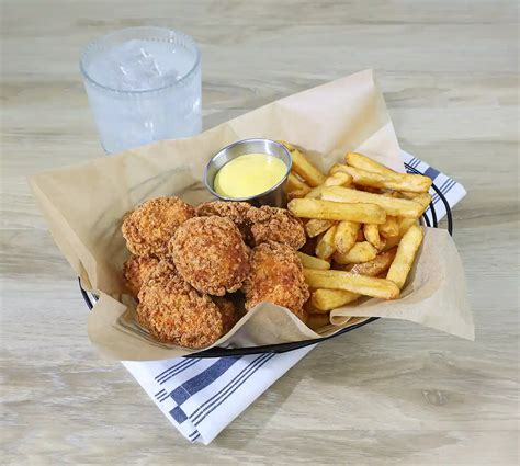 Tyson® Fully Cooked Whole Grain Breaded Golden Crispy Chicken Breast