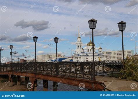 Bridge In The Background Of The Temple Stock Image Image Of Walkway