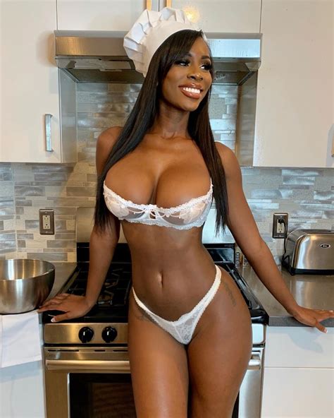 Lexi Hart On Instagram Chef Lexi At Your Service Fashionnova