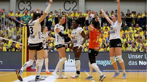 Volleyball Bundesliga In Schwerin Allianz Mtv Stuttgart Holt Dritten