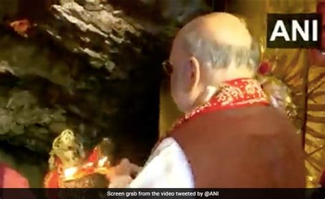 Amit Shah In Jandk Watch Amit Shah Offers Prayers At Vaishno Devi