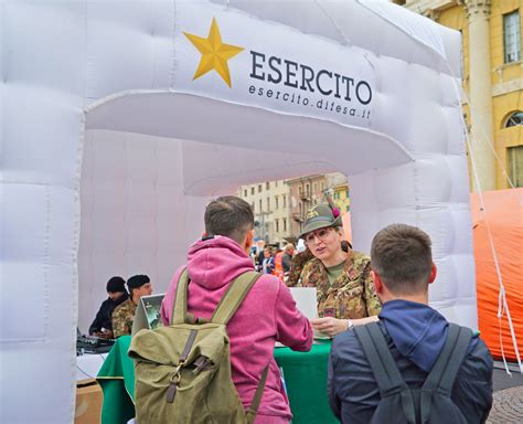 LEsercito Alla 105 Edizione Del Giro DItalia Esercito Italiano