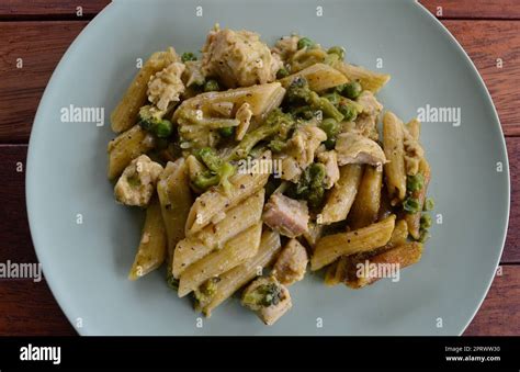 Poulet Penne P Tes Banque De Photographies Et Dimages Haute