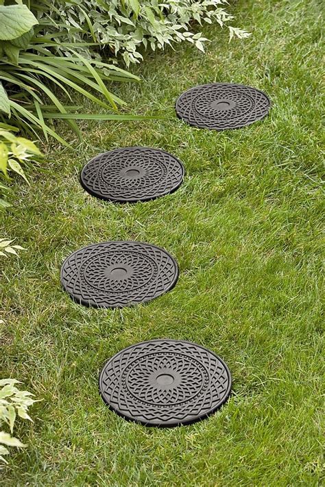 Recycled Rubber Railroad Tie Stepping Stone Gardeners Garden