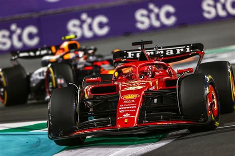 F Leclerc Tinggal Masalah Waktu Ferrari Tekan Red Bull