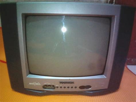 Tv Tabung TOSHIBA 14 Inch Elektronik TV Perlengkapan Hiburan Di