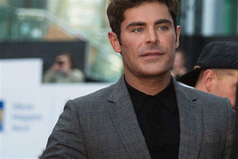 Zac Efron Découvrez Son évolution Physique En Images Voici