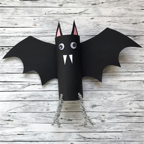 Halloween Crafts: Vampire Bat – The Bear & The Fox