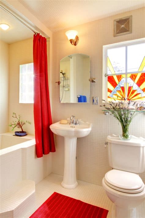 31 Design Ideas That Make Small Bathrooms Look Bigger