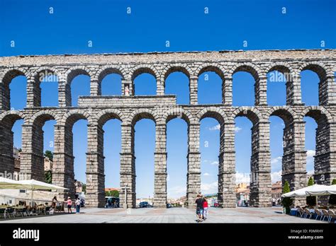 The Roman Aqueduct of Segovia, Spain Stock Photo - Alamy