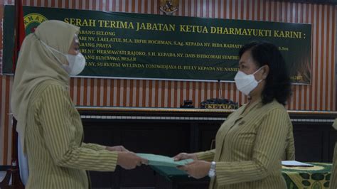 Serah Terima Jabatan Ibu Ketua Dharmayukti Karini Cabang Sumbawa