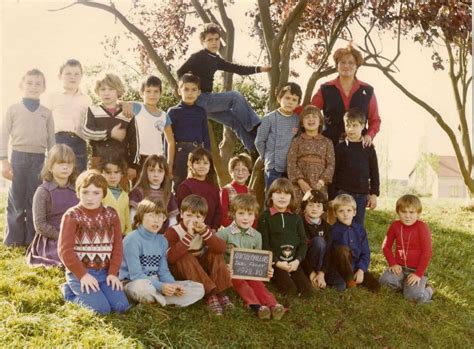 Photo De Classe Madame Adeaire De 1982 Ecole Jules Ferry