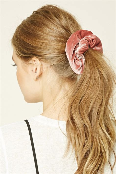 Are Scrunchies In Style 2024 Lenna Hyacinthie