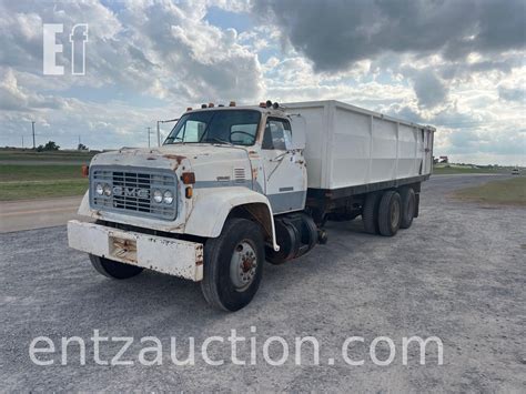 1977 Gmc 9500 Grain Truck Diesel 52 Speed 22 Auctions Equipmentfacts