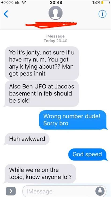 Man Texts Wrong Man With A Very Awkward Request Mirror Online