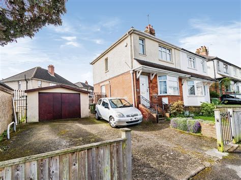 3 Bed Semi Detached House For Sale In Honeysuckle Road Southampton