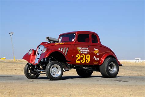 Gasser Wars Veteran Del Wiesner Is Still Wheels Up In His Olds Powered