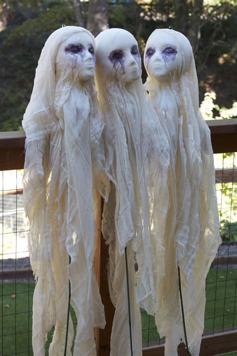 Cheesecloth ghost, DIY, halloween, DIY halloween decoration | Halloween ...