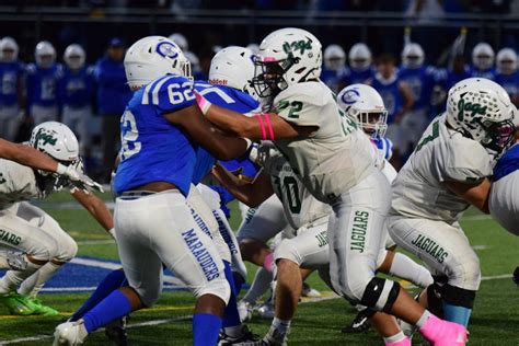 Photo Gallery Football Allen Park Vs Gibraltar Carlson The News Herald