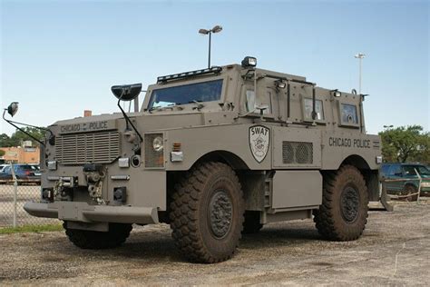 107 best POLICE SWAT TRUCKS images on Pinterest | Police vehicles, Police cars and Armored vehicles