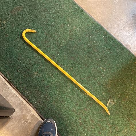 36 Inch Yellow Crowbar For Sale In Mansfield Tx Offerup