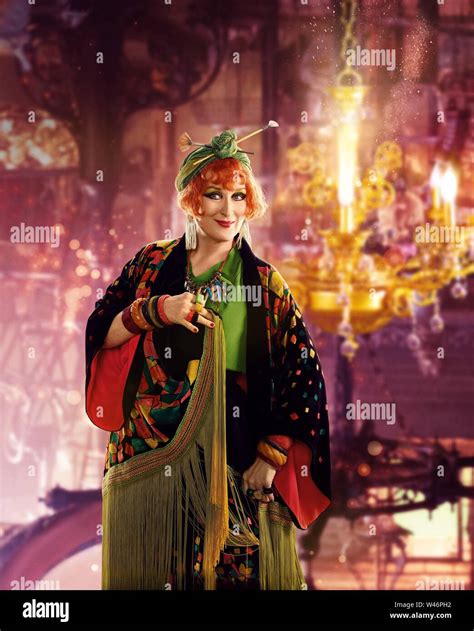 Meryl Streep In Mary Poppins Returns 2018 Directed By Rob Marshall Credit Lucamar