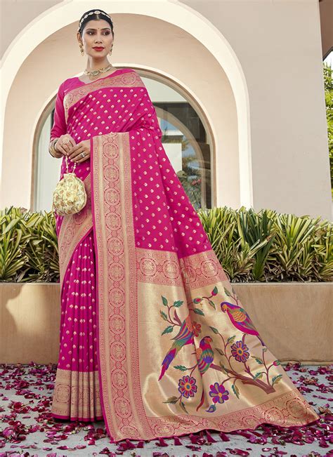 Silk Magenta Weaving Designer Traditional Saree Buy Online