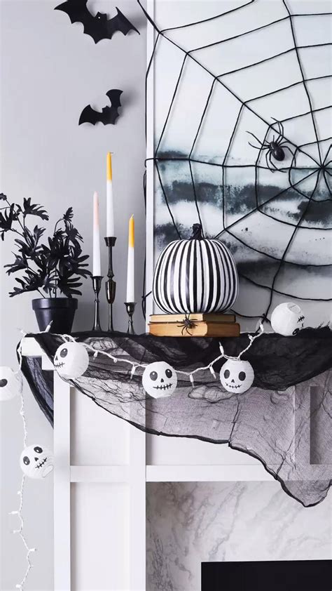 Halloween Decor Inspiration On Fireplace Mantle Easy Diy Halloween