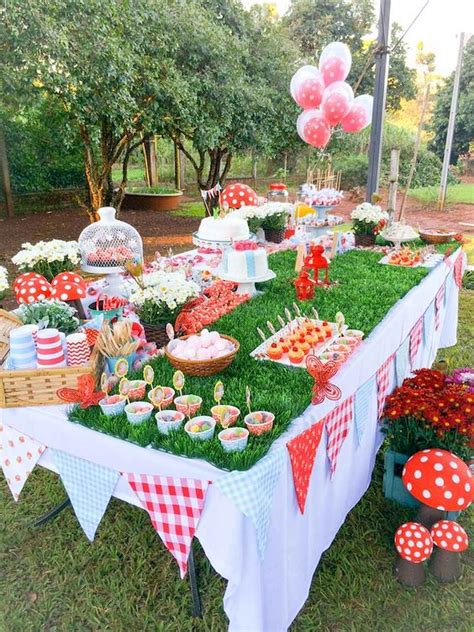 60 Inspiring Outdoor Summer Party Decoration Ideas 33 Coachdecor