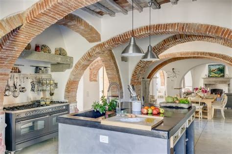 Style Spotlight: Mediterranean Kitchen Design