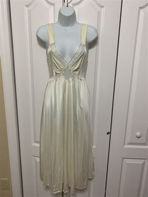 Olga Nightgown Gem