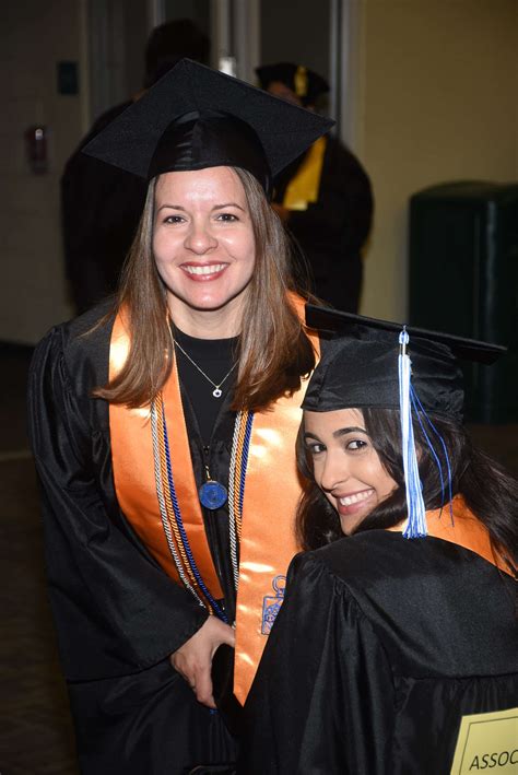 Miami Campus of Keiser University Holds Spring Commencement Ceremony