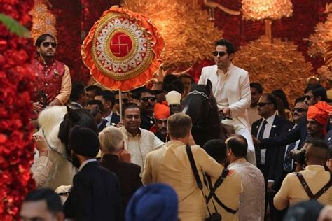 Isha Ambani And Anand Piramal Wedding Pics Photo Of